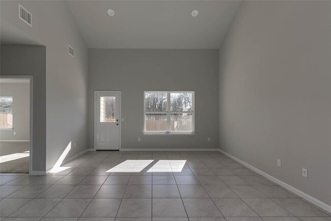 Building Photo - 6821 Ranchito Dr