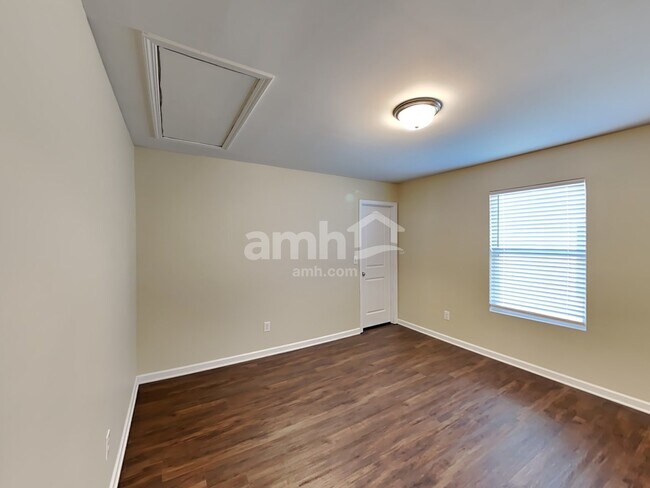 Building Photo - 1056 Joselynn Drive