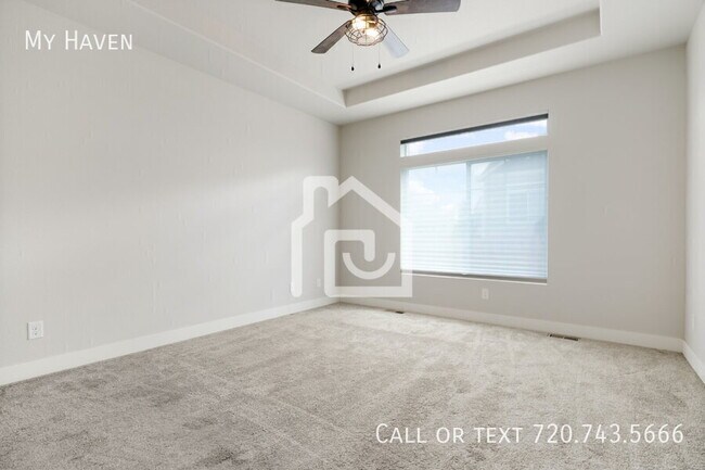 Building Photo - 26332 E Archer Ave