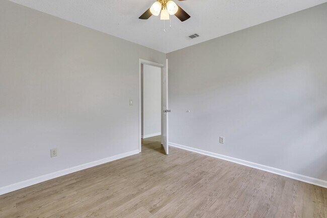 Building Photo - 734 Timber Ridge Trail