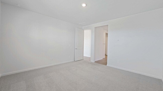 Building Photo - 17863 W Elm St