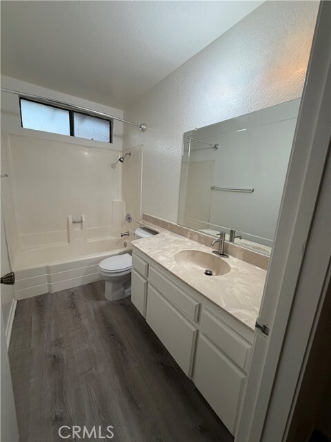 Building Photo - 1915 S Mountain Ave