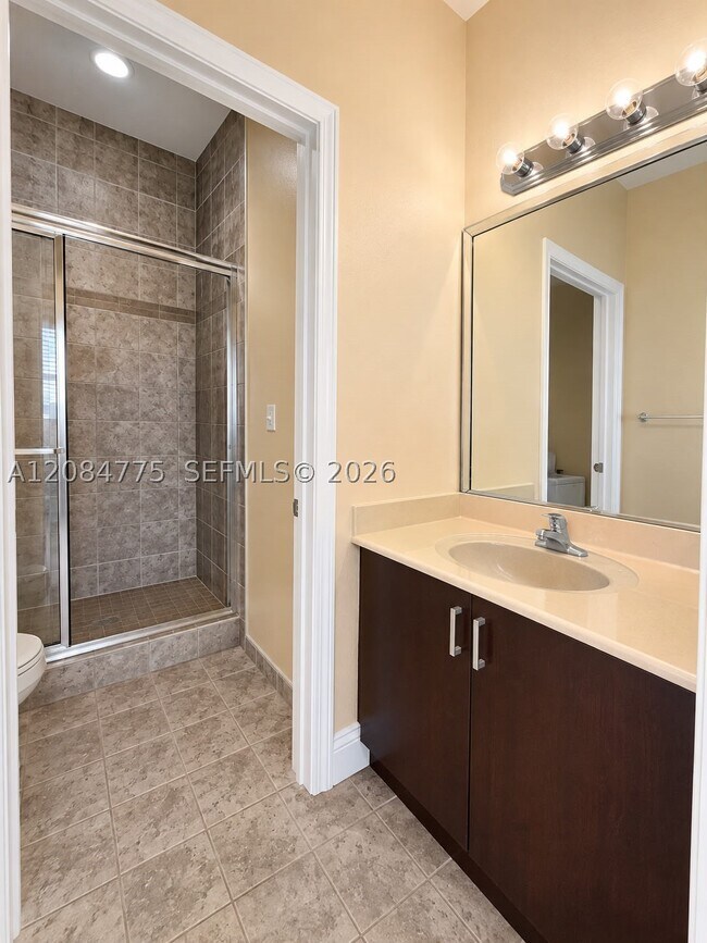 Building Photo - 2303 Clipper Pl