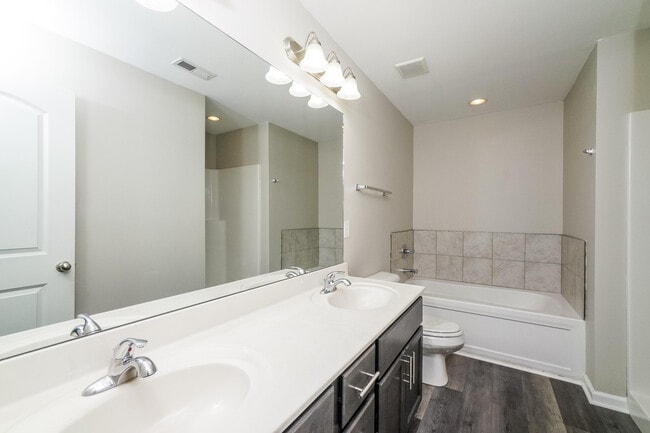 Building Photo - 2201 Walcot Way