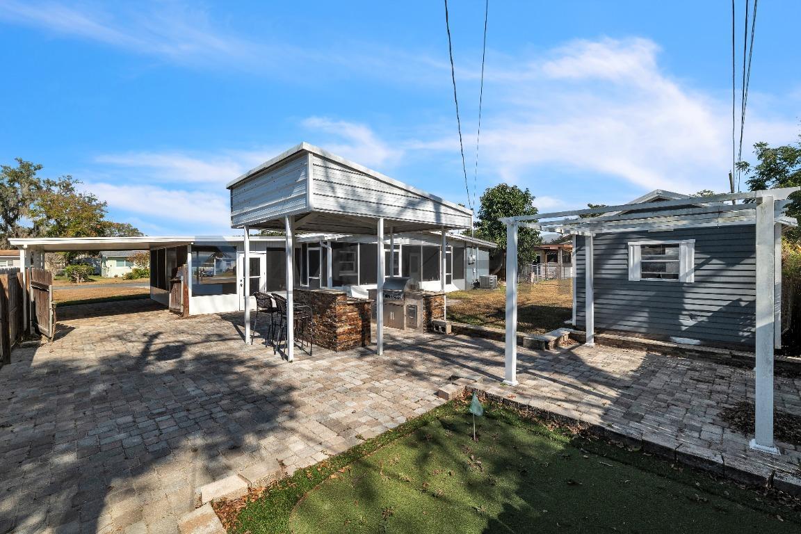 Building Photo - 508 Garden Dr N