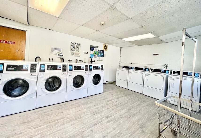 Building Photo - 1625 Commonwealth Ave