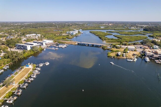 Building Photo - 1343 Highland Ave NW