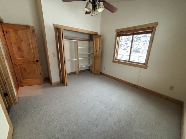 Building Photo - 3355 E Horse Creek Rd