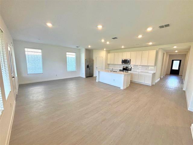 Building Photo - 504 Capstone Ct