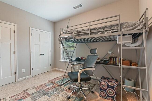 Building Photo - 905 Overture Dr