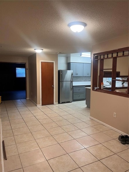 Building Photo - 6821 Derrick Dr