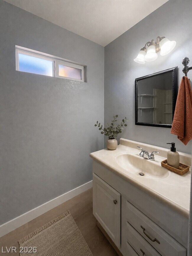 Building Photo - 3-Bed Duplex! Perfectly situated near shopping, dining, and everyday essentials– Spacious 1000 Sq...