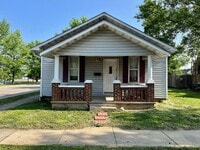 Building Photo - 2 Bed | 1 Bath House
