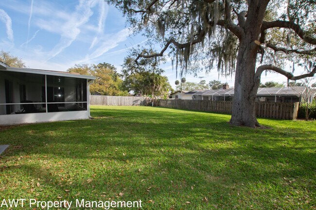 Building Photo - Long Term, Fully Furnished Rental in the Heart of Palm Coast