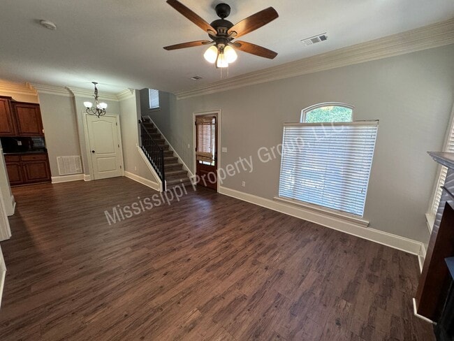 Building Photo - 3BR/3BA For Rent