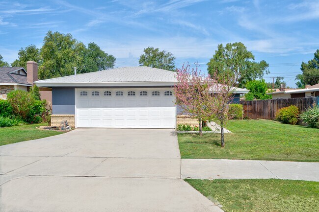 Building Photo - 8311 Raintree Ave