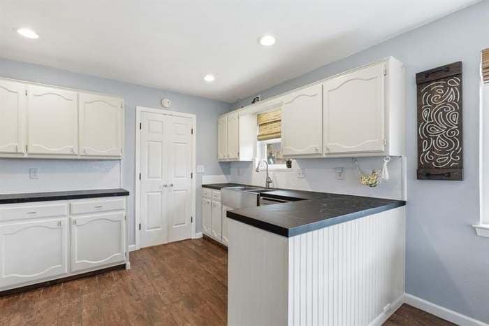 Building Photo - 1515 Eastland Cir
