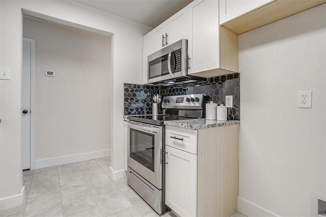 Building Photo - 3712 Flintwood Trail