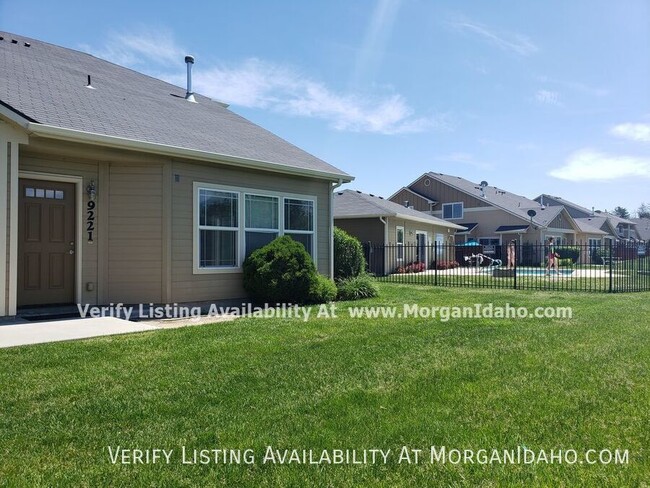 Primary Photo - 9221 W Brogan Dr