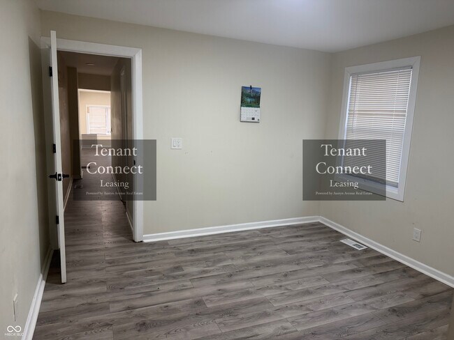 Building Photo - 2522 E 16th St