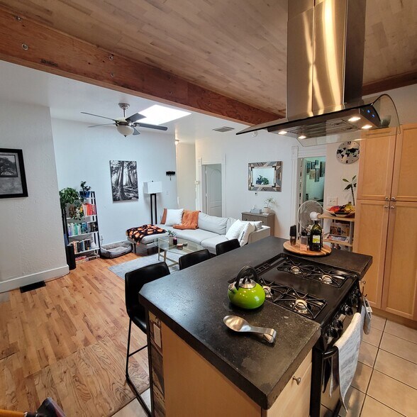 Building Photo - 3638 Osage St