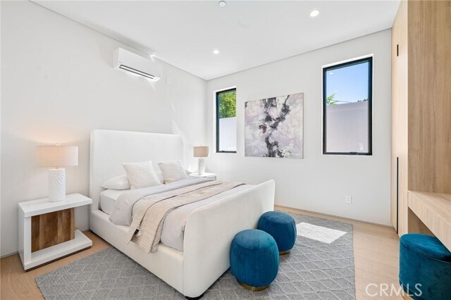 Building Photo - 16728 Morrison St