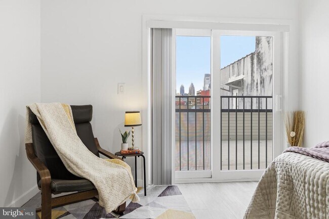 Building Photo - 915 N Broad St