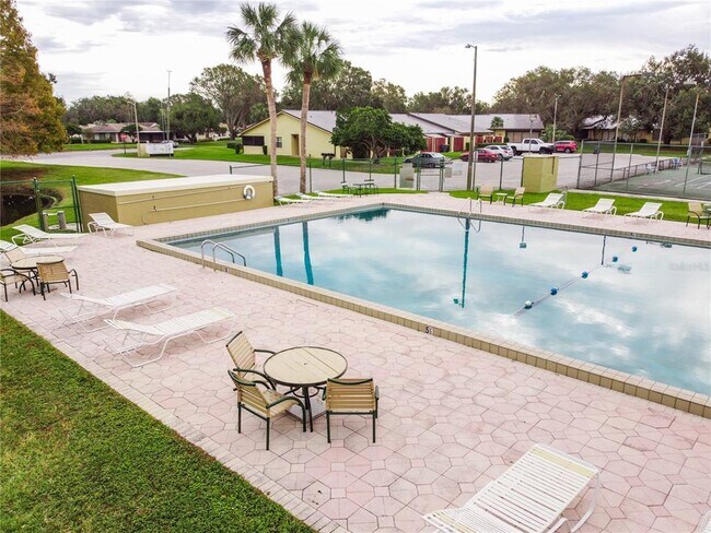 Building Photo - 3023 Silverado Terrace