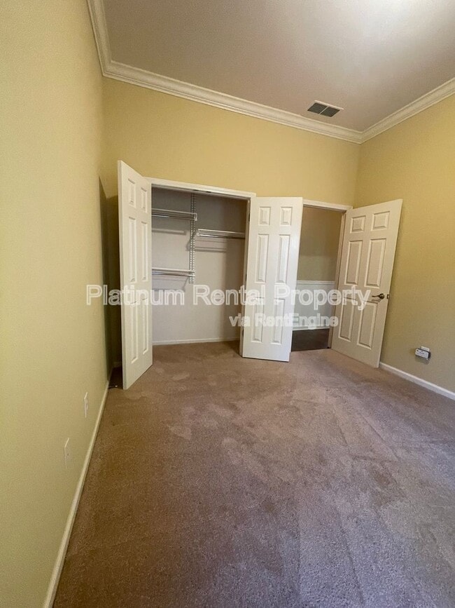 Building Photo - 1460 Wembley Ct NE