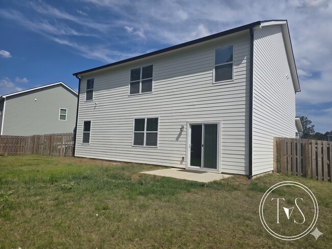 Building Photo - RATE DROP ALERT (was $3300/month)!