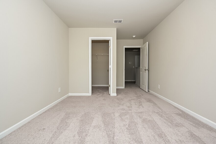 Building Photo - 312 Shalako Ln