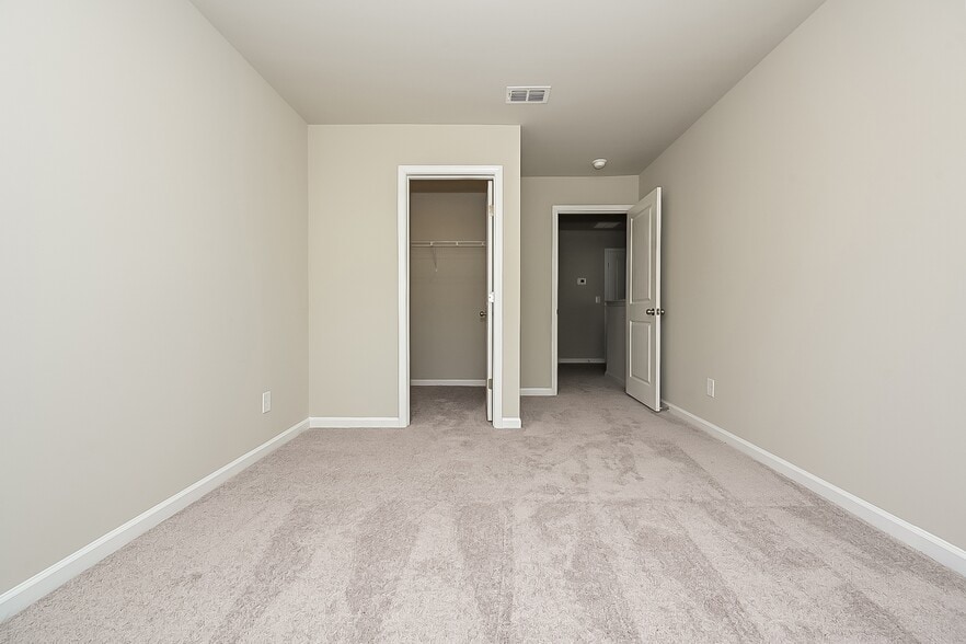 Building Photo - 316 Shalako Ln