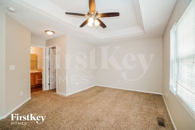 Building Photo - 4032 Summerstone Dr