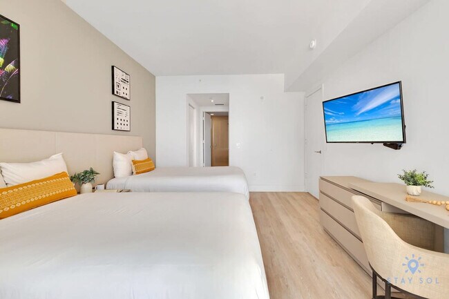 Building Photo - 4111 S Ocean Dr