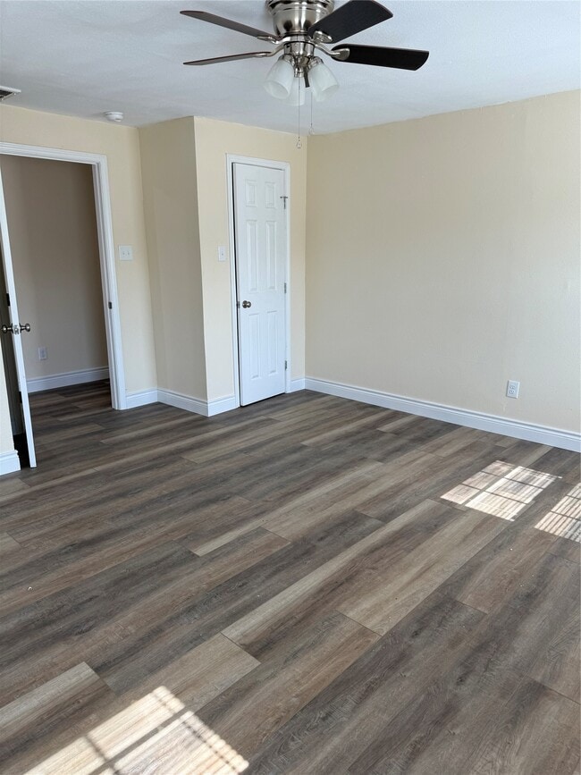 Building Photo - 2623 Morning Glory Dr