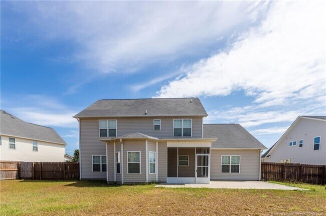 Building Photo - 573 Wedgefield Dr