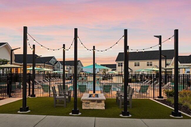 Building Photo - 901 Kelly Green Ln