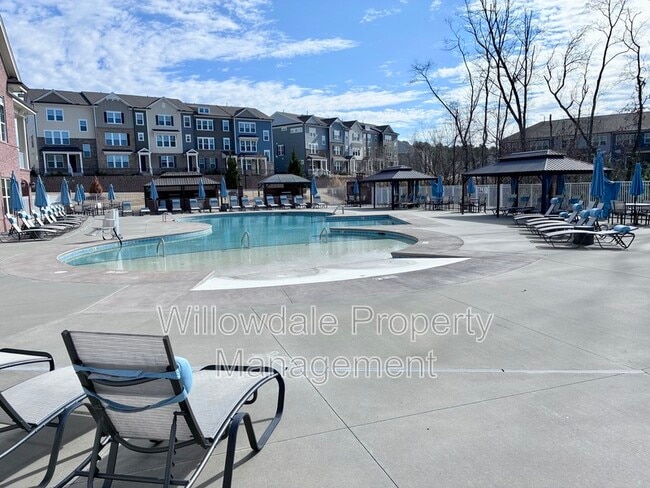 Building Photo - 2534 Hutch Ln