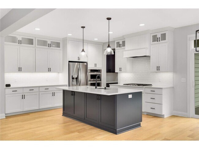 Building Photo - 7252 61st St S