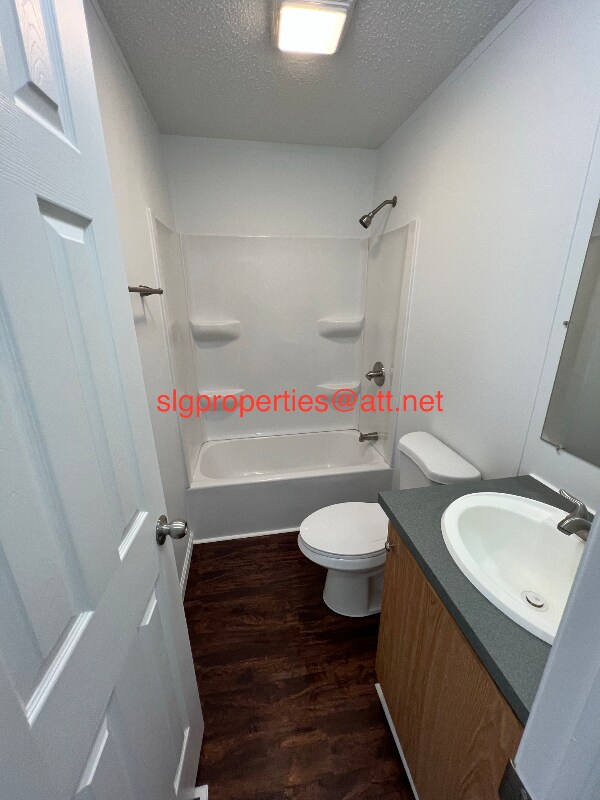 Building Photo - 6 Boulder Heights Ln