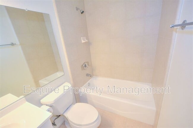 Building Photo - 159 Spanish Moss Pl