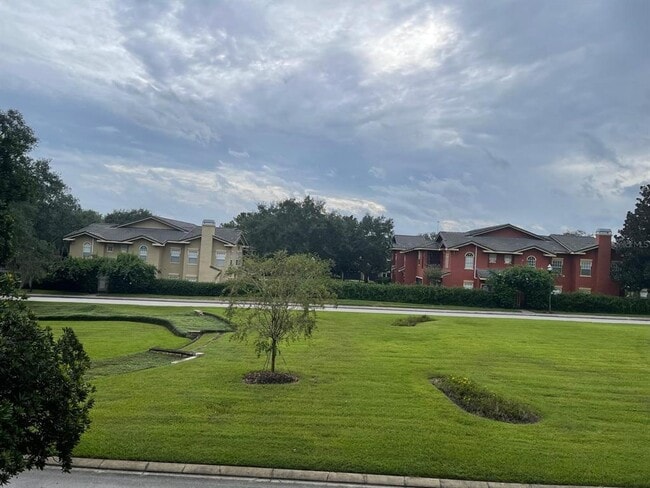Building Photo - 107 Vista Verdi Cir
