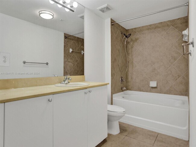 Building Photo - 600 S Dixie Hwy