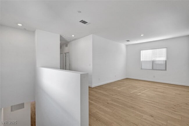 Building Photo - 1498 Marsh Bird St