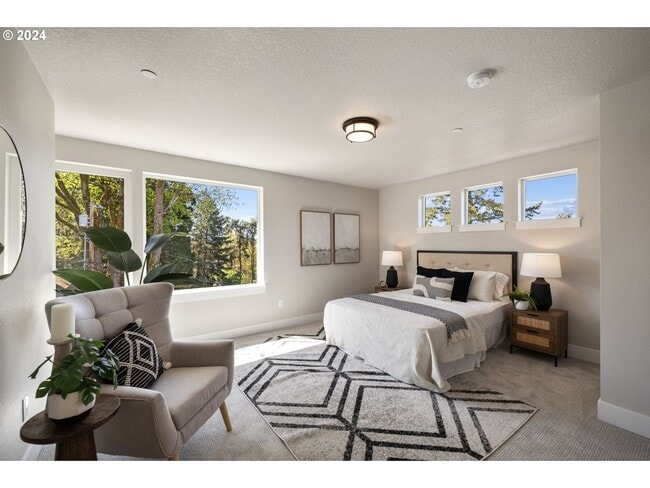 Building Photo - 617 SW Lobelia St