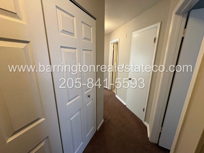 Building Photo - 6241 Crest Green Rd