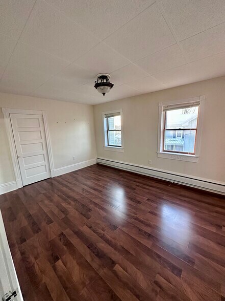 Building Photo - 210 E Allegheny St