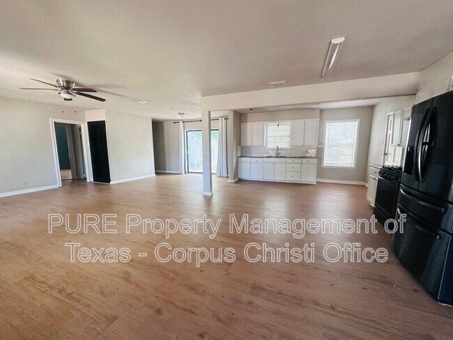 Building Photo - 1325 Tyler Ave