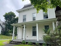 Building Photo - 52 Pleasant St