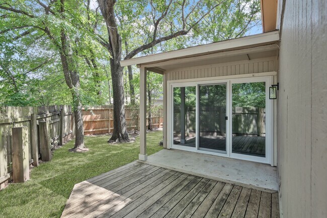 Building Photo - 21 Gambrel Oak Pl